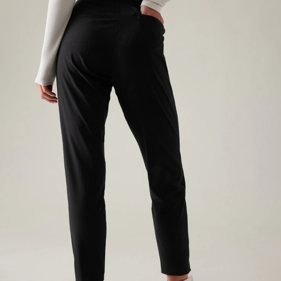 Athleta Brooklyn Ankle Pants in Black sz 14 - Picture 2 of 5